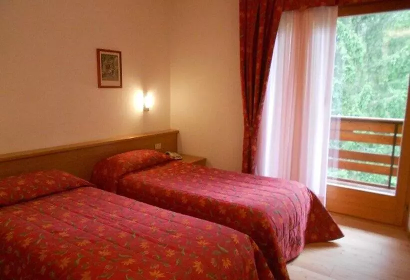 Отель Garni Lago Nembia