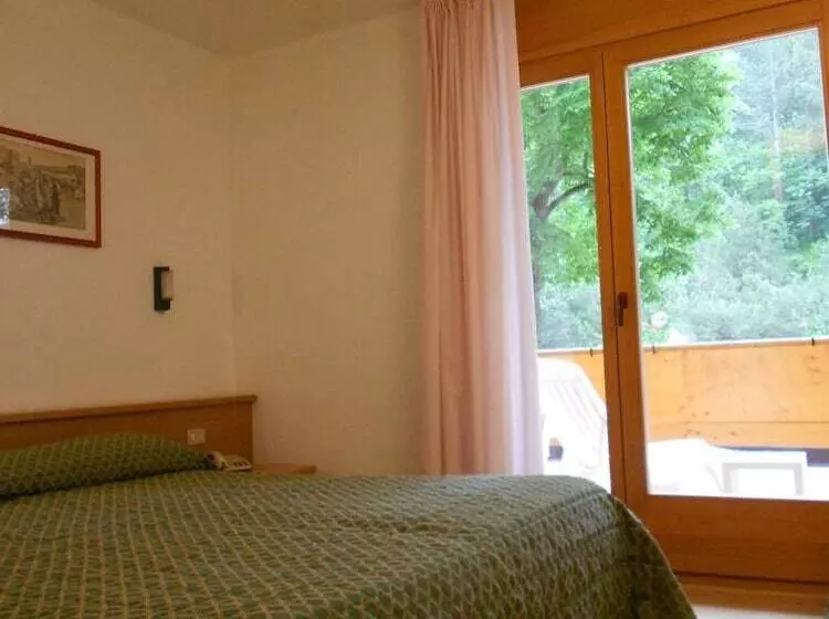 Отель Garni Lago Nembia