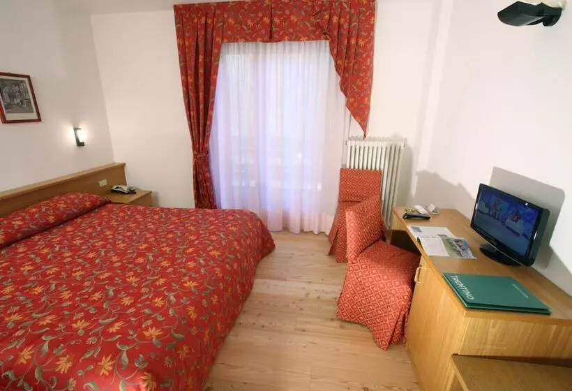 Отель Garni Lago Nembia