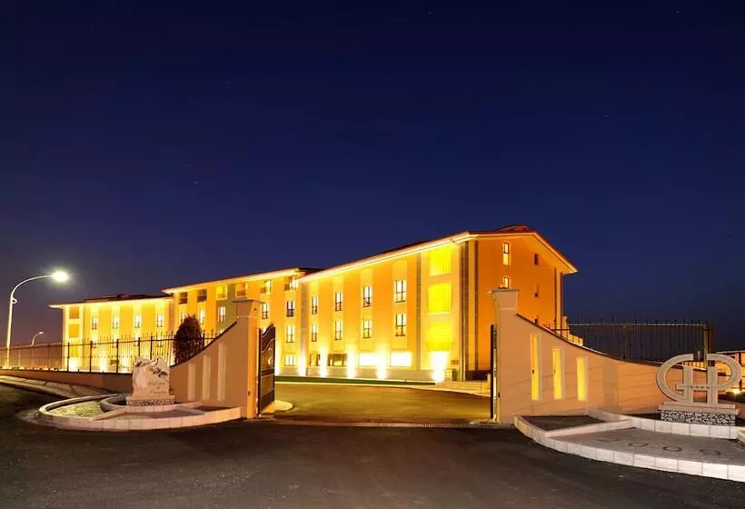 Grand Hotel Paradiso