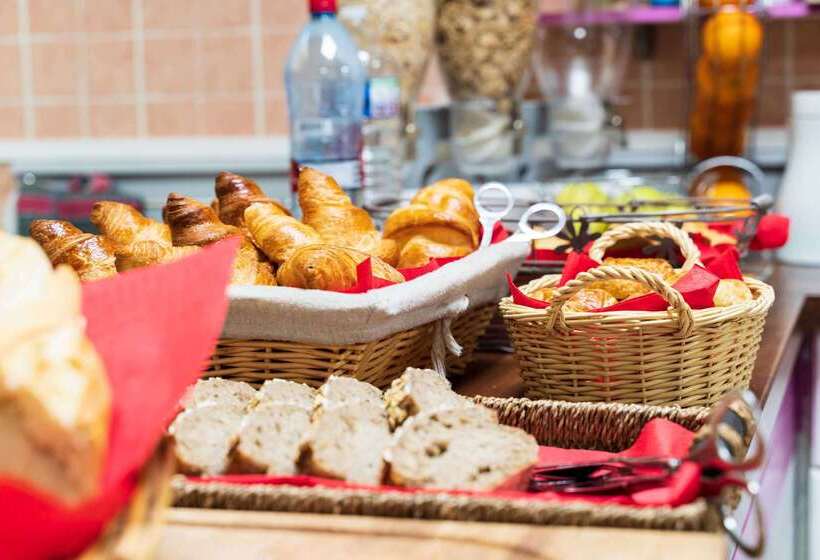 فندق Hôtel Le Goëlo