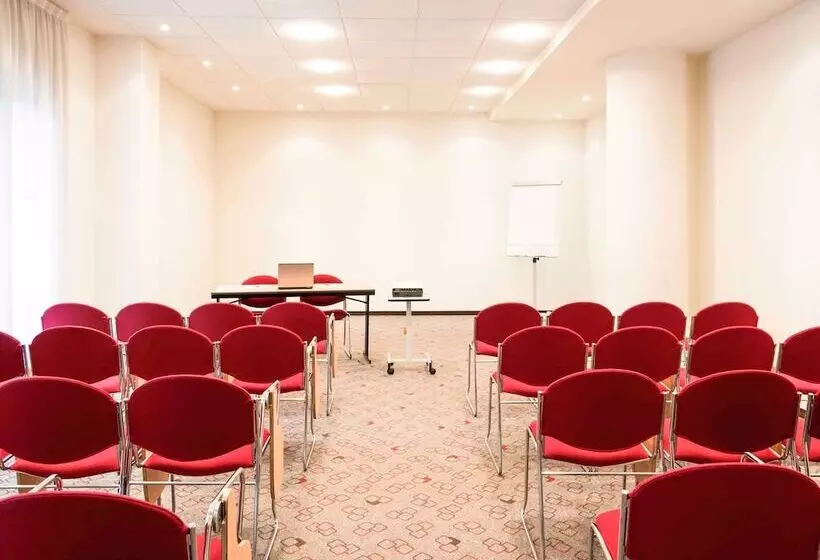 Отель Ibis Milano Malpensa