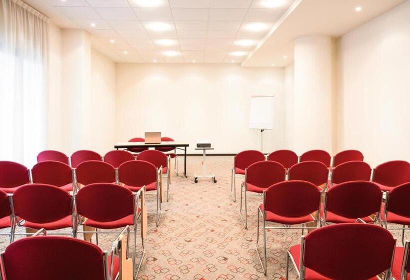 فندق Ibis Milano Malpensa