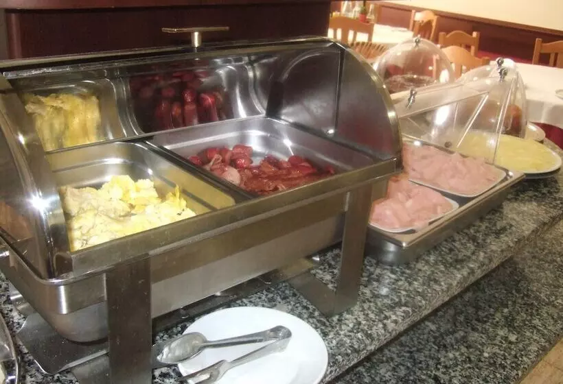 Отель Innocenti