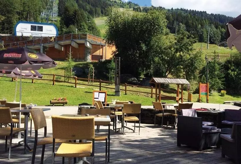 Отель Lagrange Vacances Le Roc Belle Face