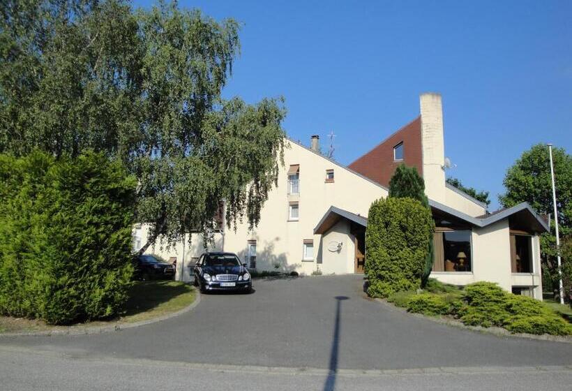 בית מלון כפרי Le Drakkar