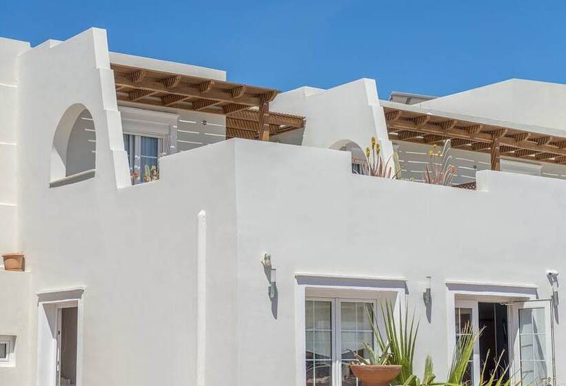 فندق Nissaki Beach