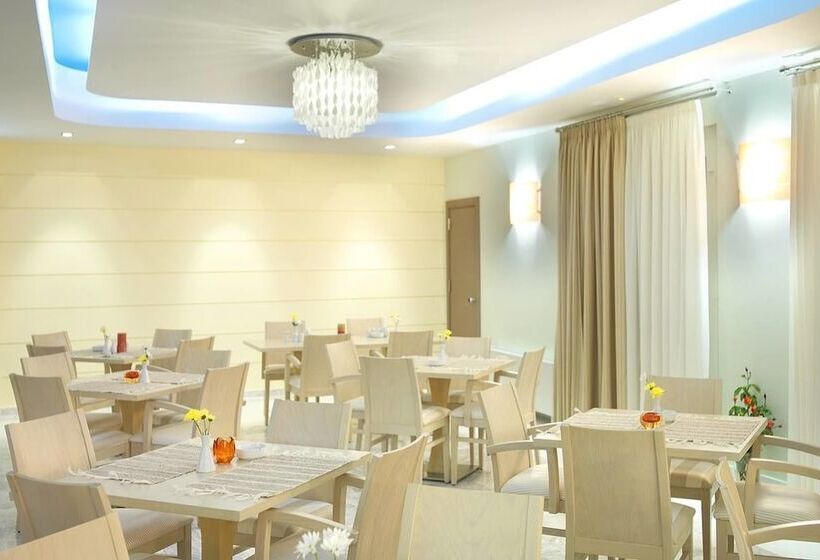 فندق Nissaki Beach