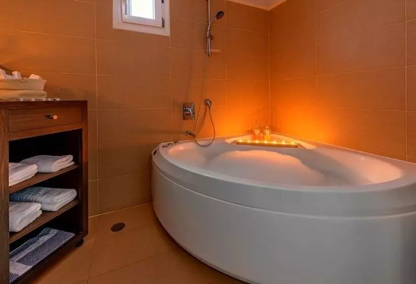 호텔 Nissaki Beach