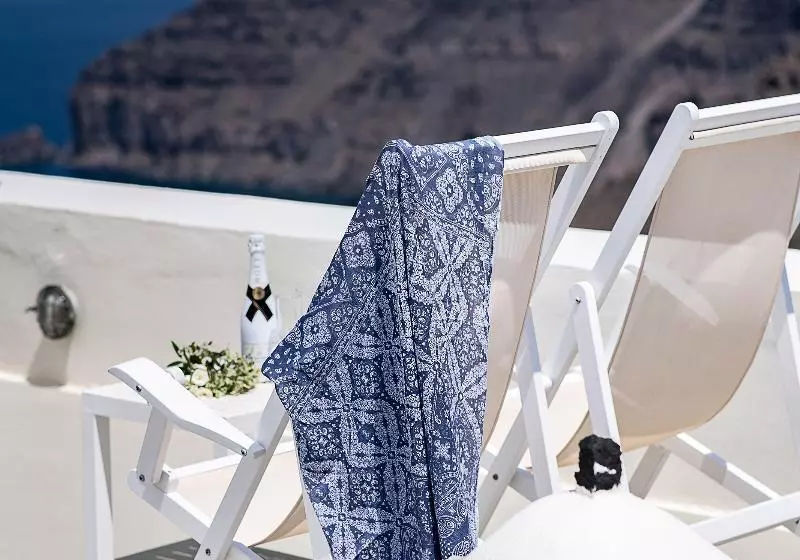 فندق Pantelia Suites