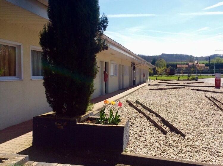 فندق Hôtel Evan