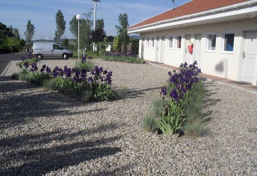 فندق Hôtel Evan