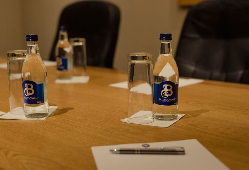 호텔 Rochestown Lodge