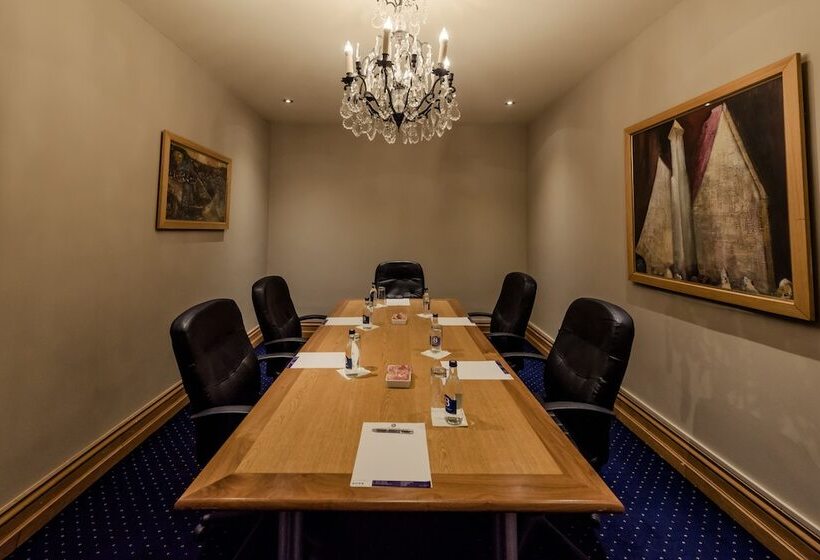 호텔 Rochestown Lodge