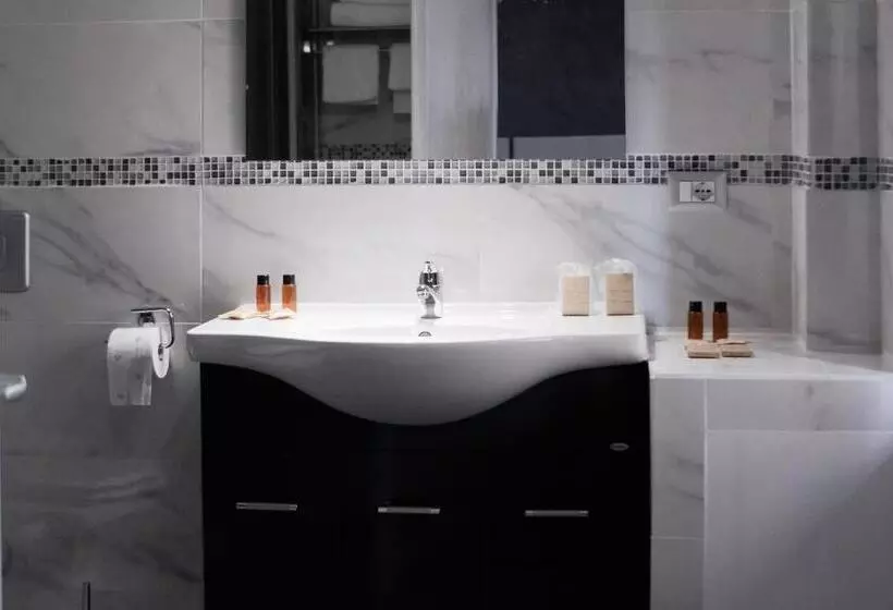 هتل Rome Suite Vatican