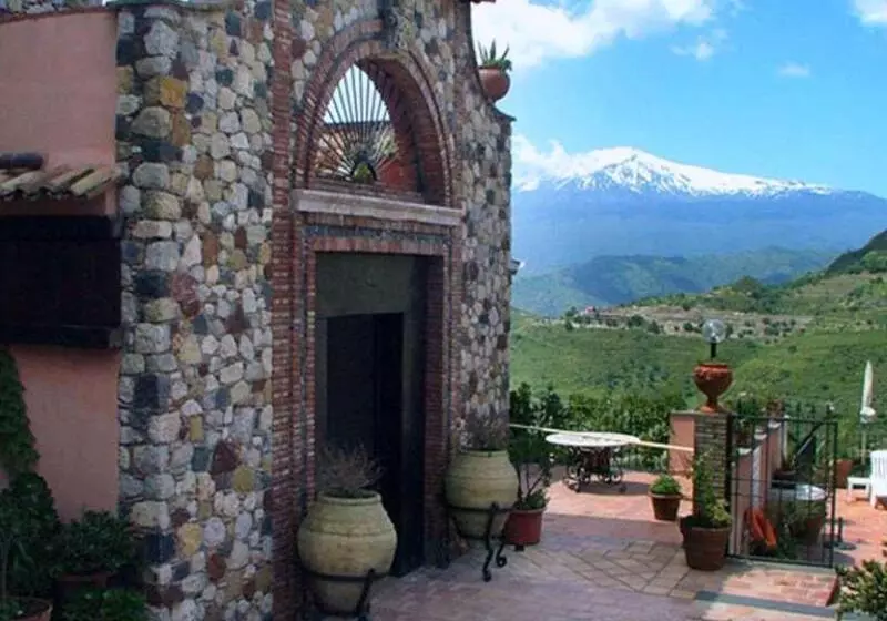 Отель Villa Sonia