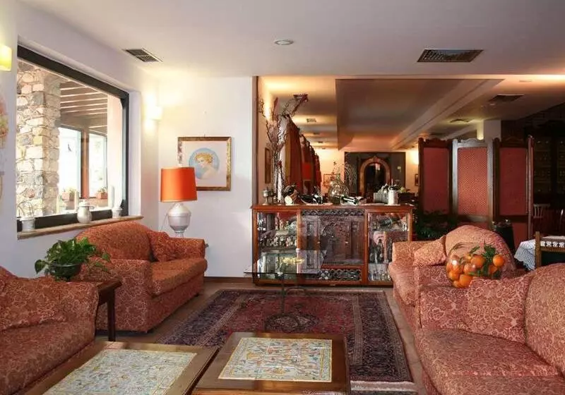 Отель Villa Sonia