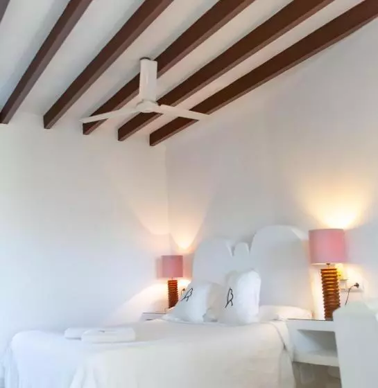 La Almendra Y El Gitano