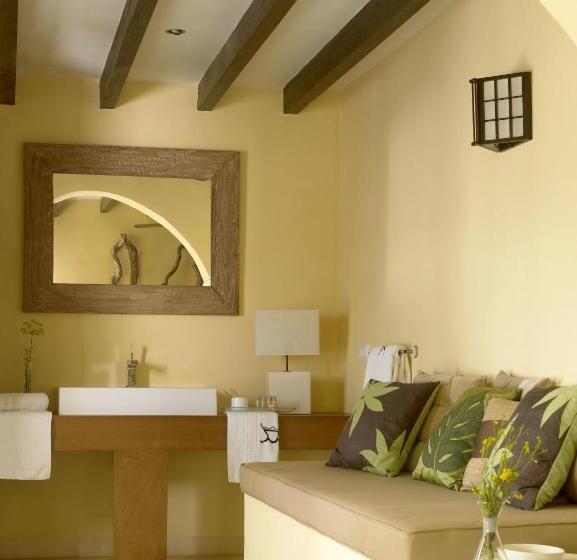 La Almendra Y El Gitano