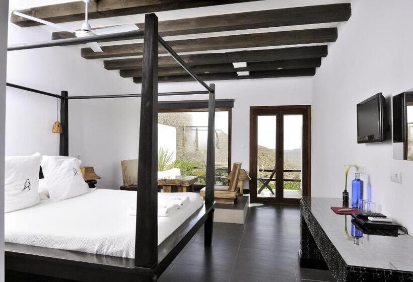 La Almendra Y El Gitano