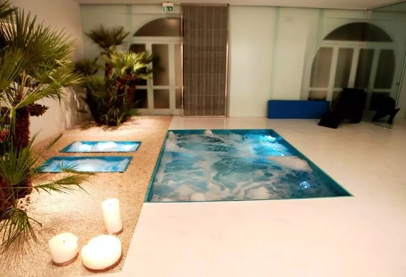 La Piazza Luxury Hotel & Spa