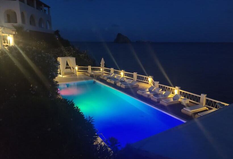 La Piazza Luxury Hotel & Spa