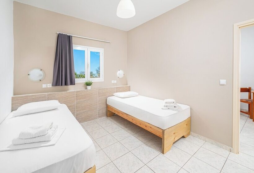 Mylos Apartments Anissaras