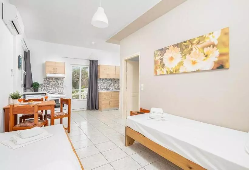 Mylos Apartments Anissaras