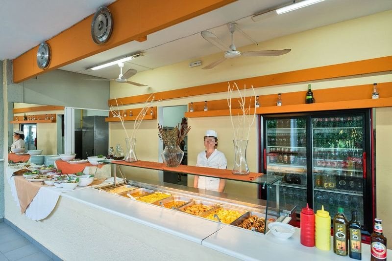 Niforeika Beach Hotel & Bungalows