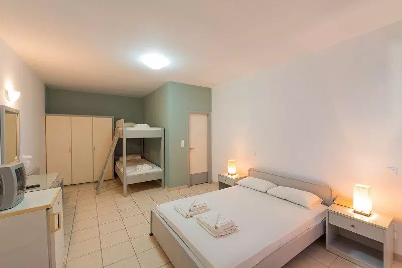 Niforeika Beach Hotel & Bungalows
