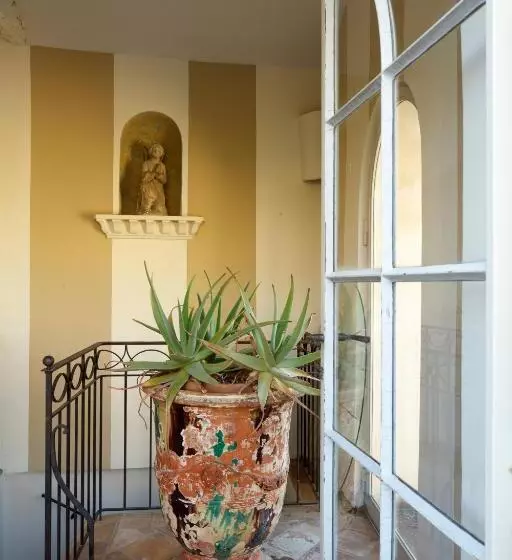 ホテル Hôtel Particulier De Tingry   Pierres D Histoire