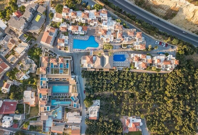 هتل Caldera Village