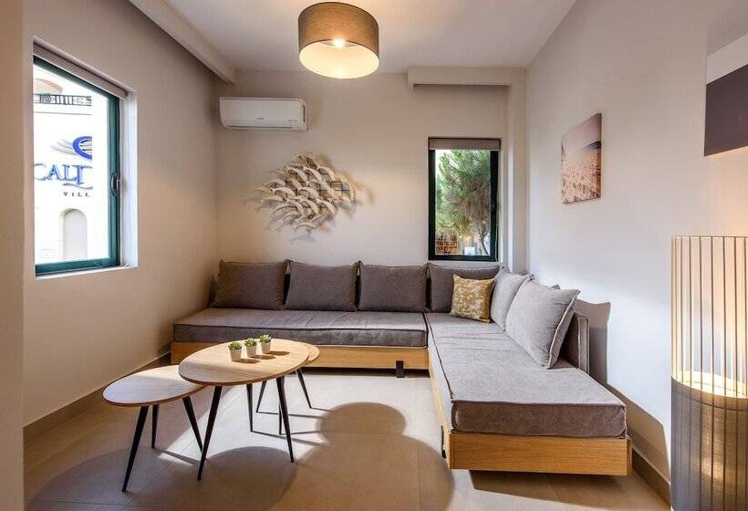 هتل Caldera Village