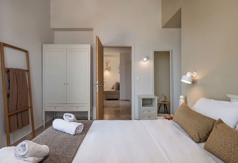 هتل Caldera Village