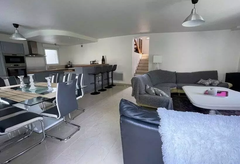 ペンション La Maison De Delsy