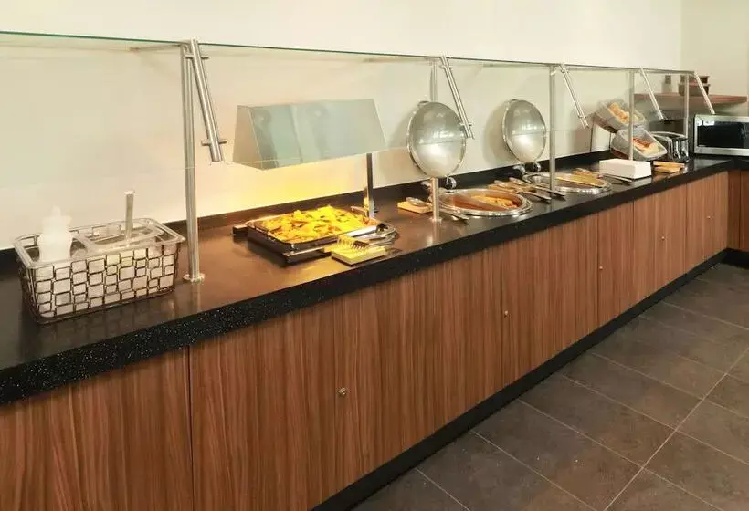 ホテル City Express By Marriott Monterrey Universidad