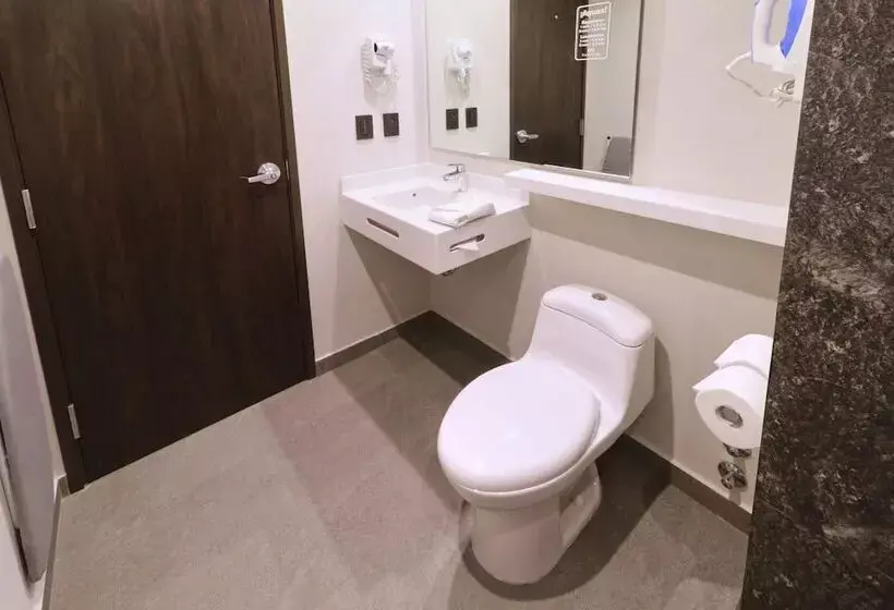 ホテル City Express By Marriott Monterrey Universidad