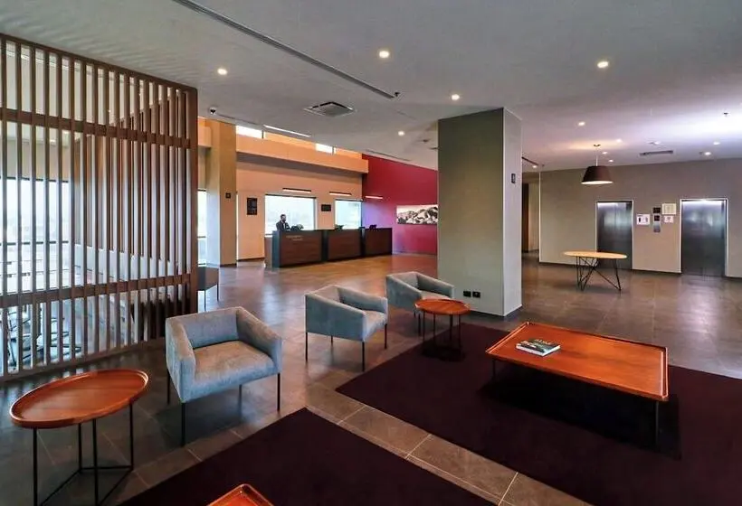 ホテル City Express By Marriott Monterrey Universidad