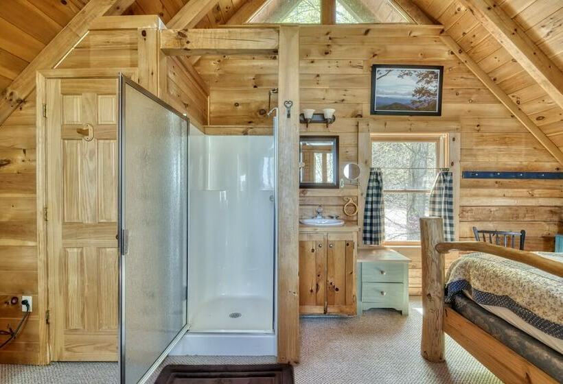 Brother’s Cove At Great Smoky Mountains