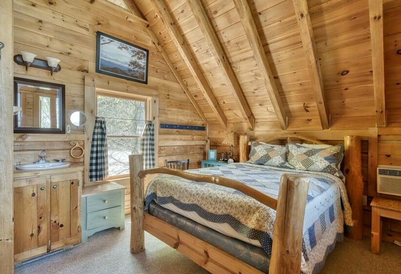 Brother’s Cove At Great Smoky Mountains