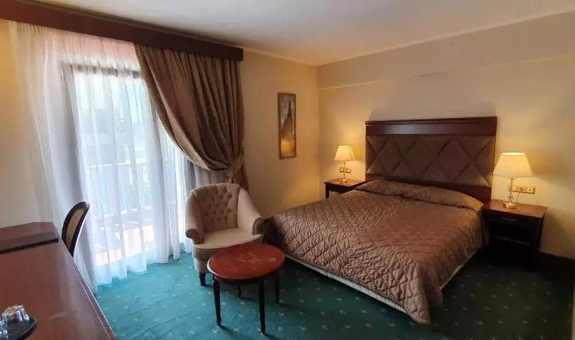 Hotel Aeton Melathron