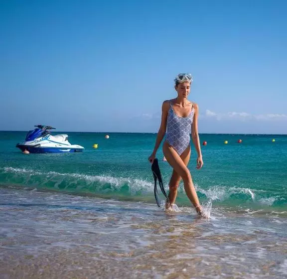 Отель Arte & Mare Elia Luxury Suites And Villas