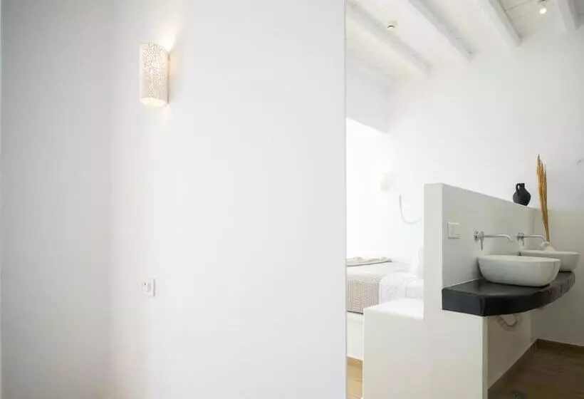 Отель Arte & Mare Elia Luxury Suites And Villas