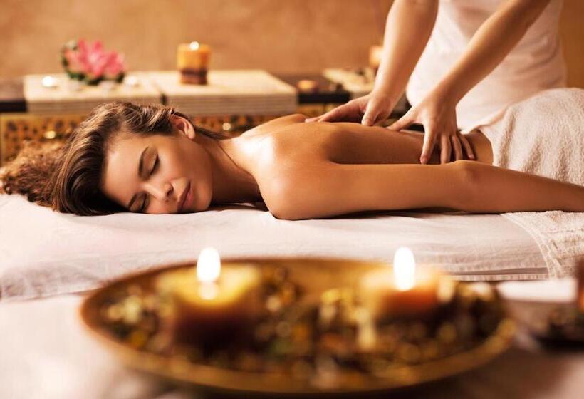 فندق Belambra Clubs Port Camargue   Les Salins