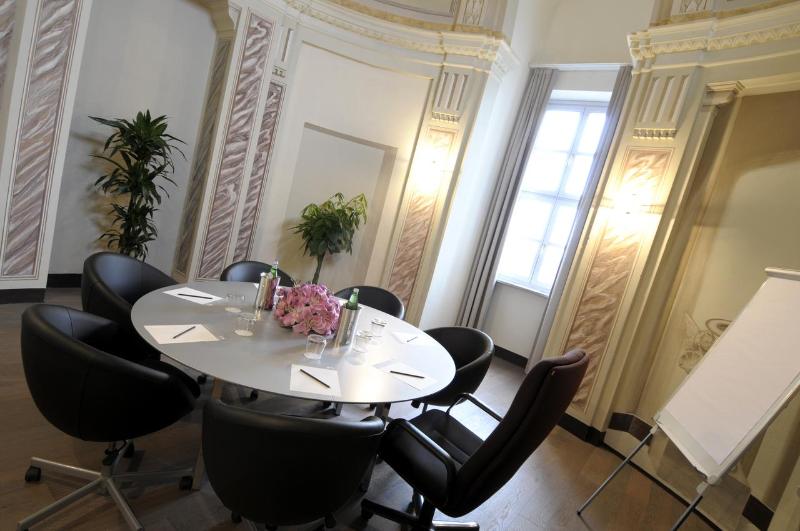 Отель Castello Di Montaldo Torino