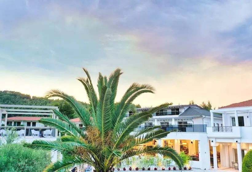 فندق Chrousso Village