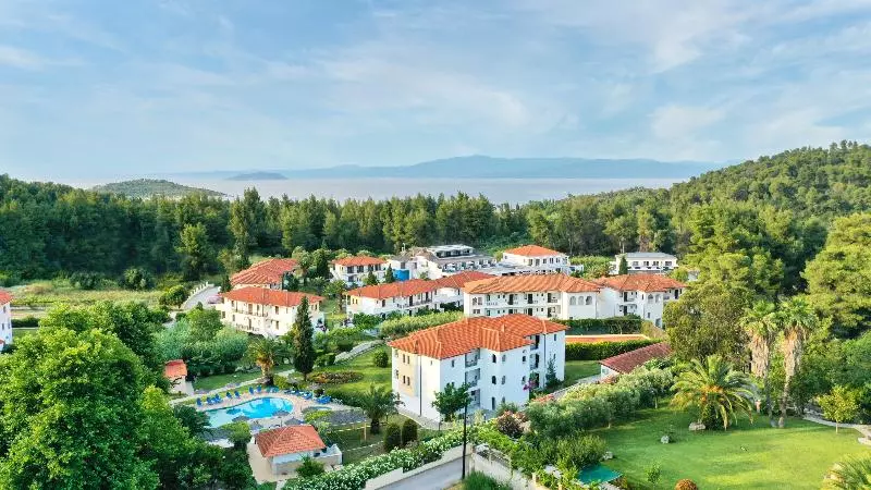 فندق Chrousso Village