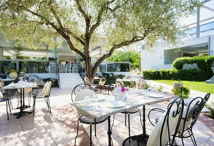 فندق Chrousso Village