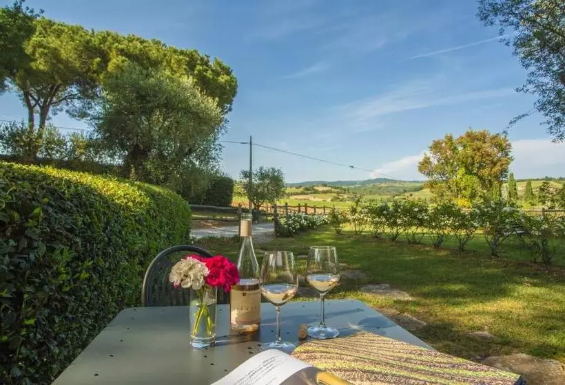 Hotelli Fattoria Di Magliano Winery