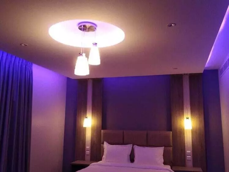 هتل Golden House Dammam